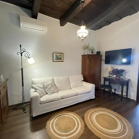 Badacsonyi Preshaz Holiday home Badacsonytomaj