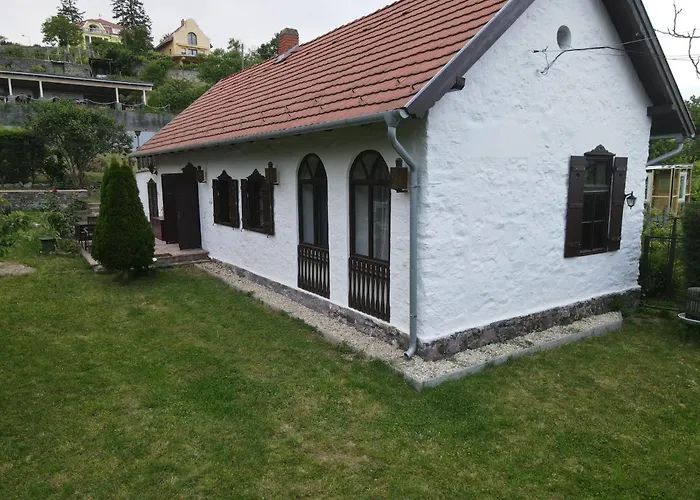 Badacsonyi Preshaz * Badacsonytomaj